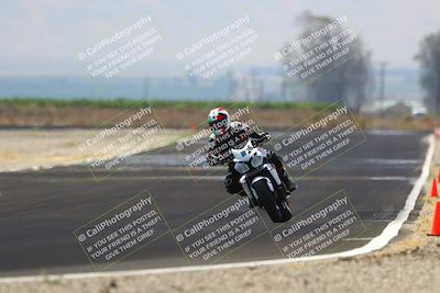 media/Jun-07-2025-TrackDaz (Sat) [[4413525952]]/B Group/220pm (Turn 9)/